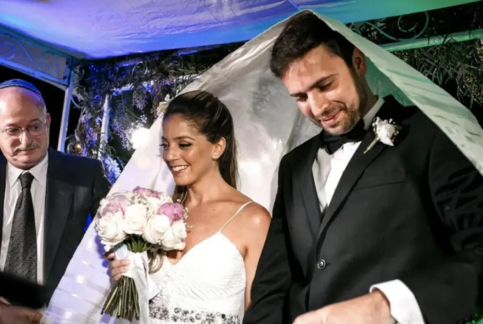 Juariu comparte la feliz noticia del sexo de su bebé