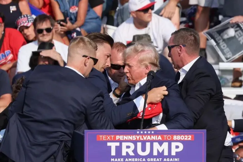 Hirieron de bala a Donald Trump en un acto de campaña