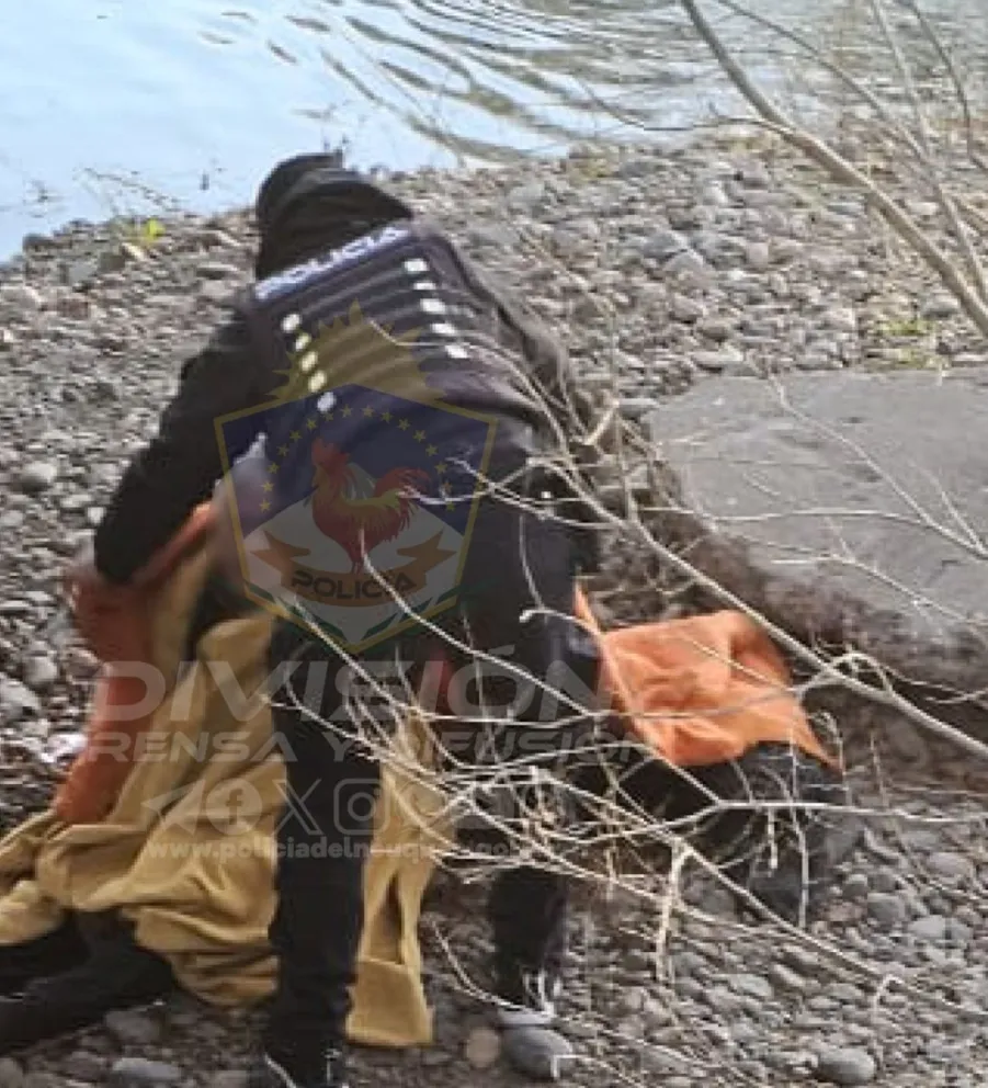 Héroes de azul: Rescataron a una mujer de las aguas del Limay