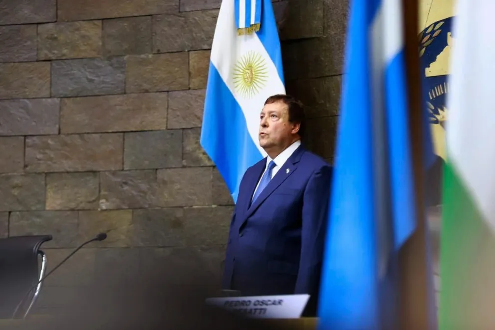 Río Negro responde a YPF y cumple los requerimientos para la planta de GNL