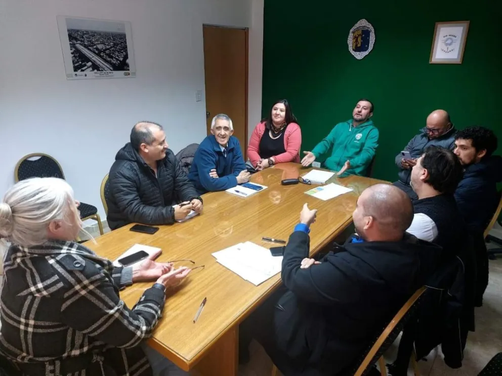 Descontento gremial y propuesta salarial en suspenso: UPCN, ATE y SOYEM rechazaron la oferta