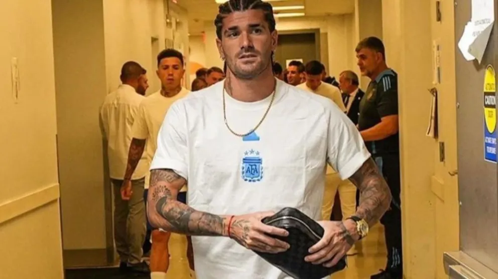 De Paul contó qué pasó con el plantel cuando Messi salió lesionado en la final