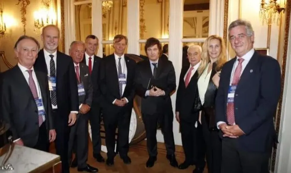 Reunión clave entre el Gobierno y empresarios para discutir la reforma laboral