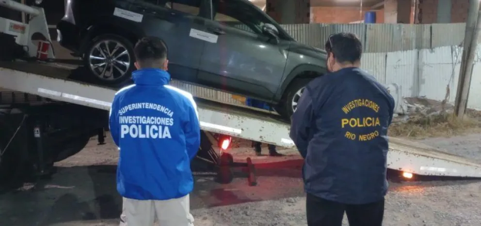 Policía de Río Negro recuperó una camioneta robada en operativo en Neuquén