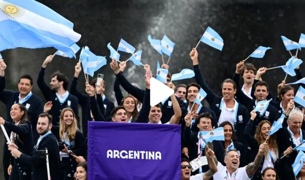 La delegación argentina desfiló en la ceremonia inaugural de los Juegos Olímpicos 
