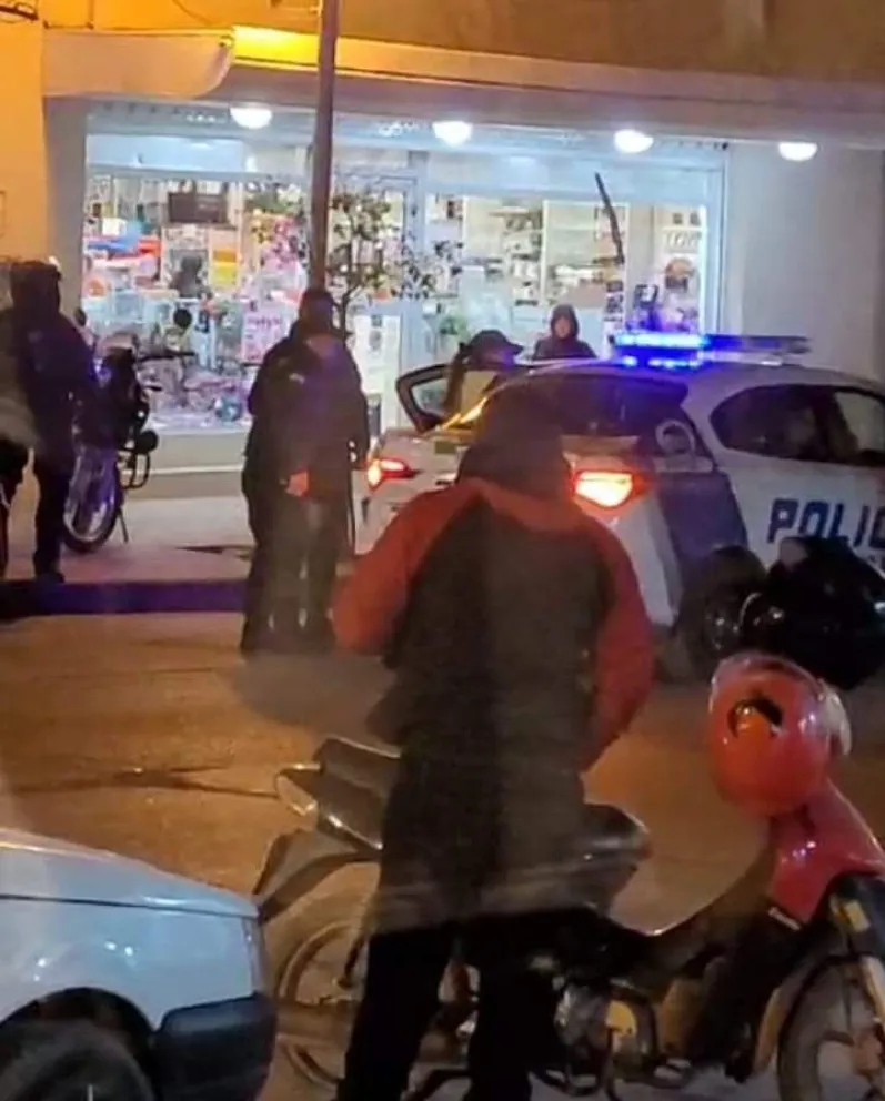 Se hizo pasar por una clienta: detuvieron a una mechera en el Alto Valle
