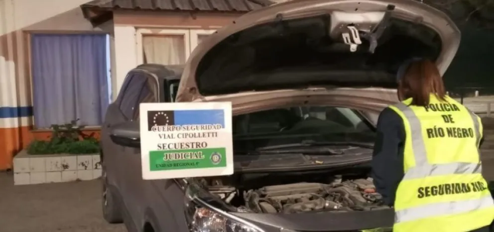 Secuestran un vehículo con toda la documentación adulterada