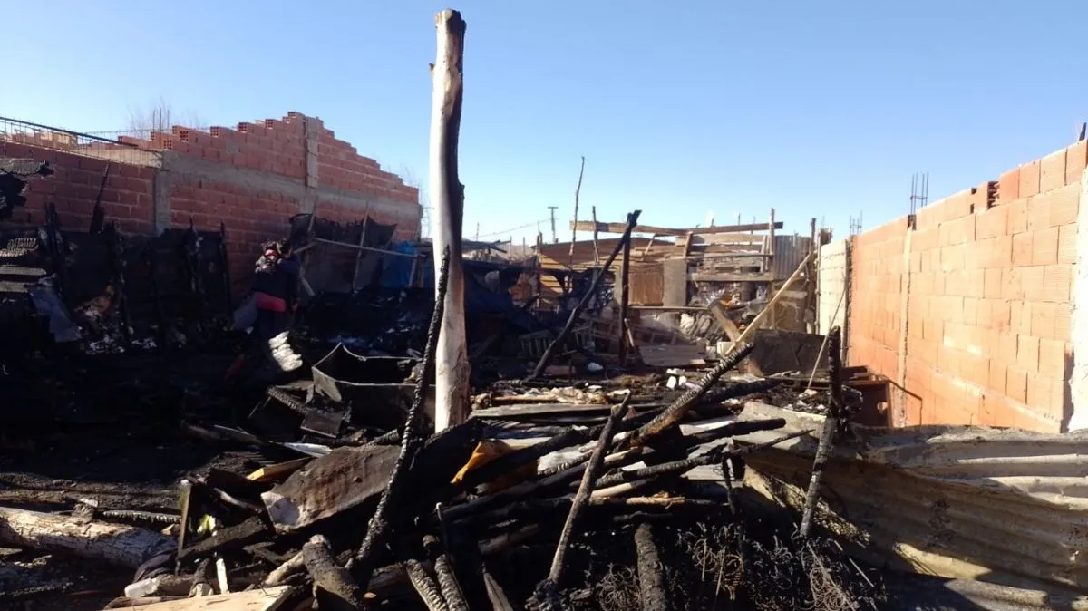 incendio en Valentina Norte rural Neuqu&eacute;n