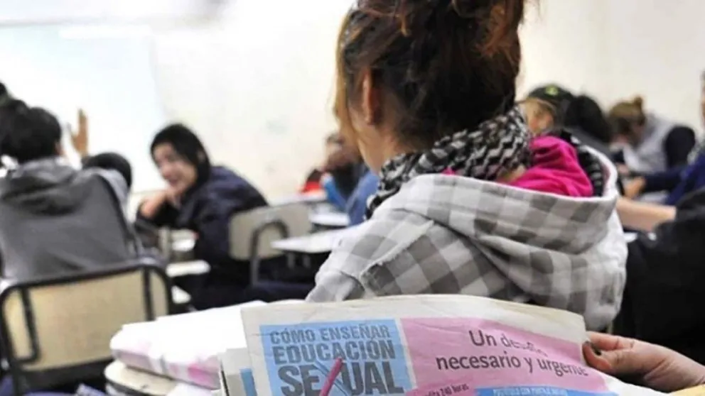 En una clase de educación sexual, denunció que fue abusada por un amigo de la familia