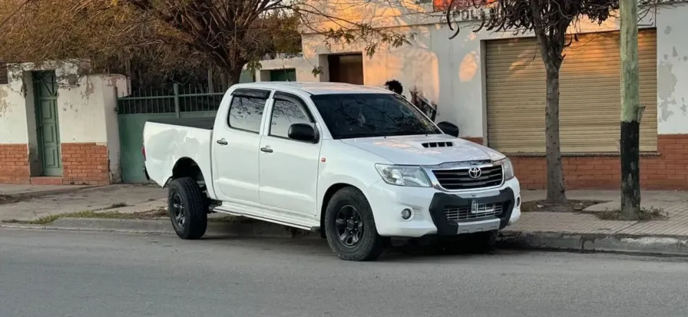 Con 1,27 de alcohol en sangre, embistió a un auto estacionado y causó indignación vecinal