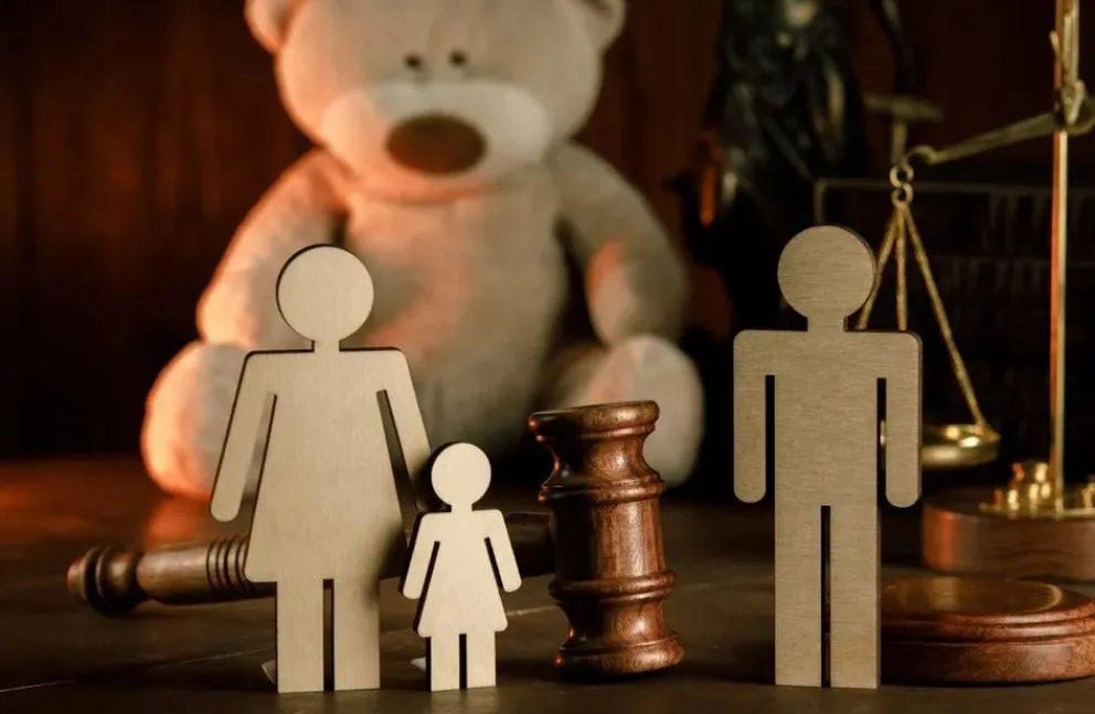 Padre ausente: no autorizó a su hijo a viajar al extranjero para un torneo de fútbol