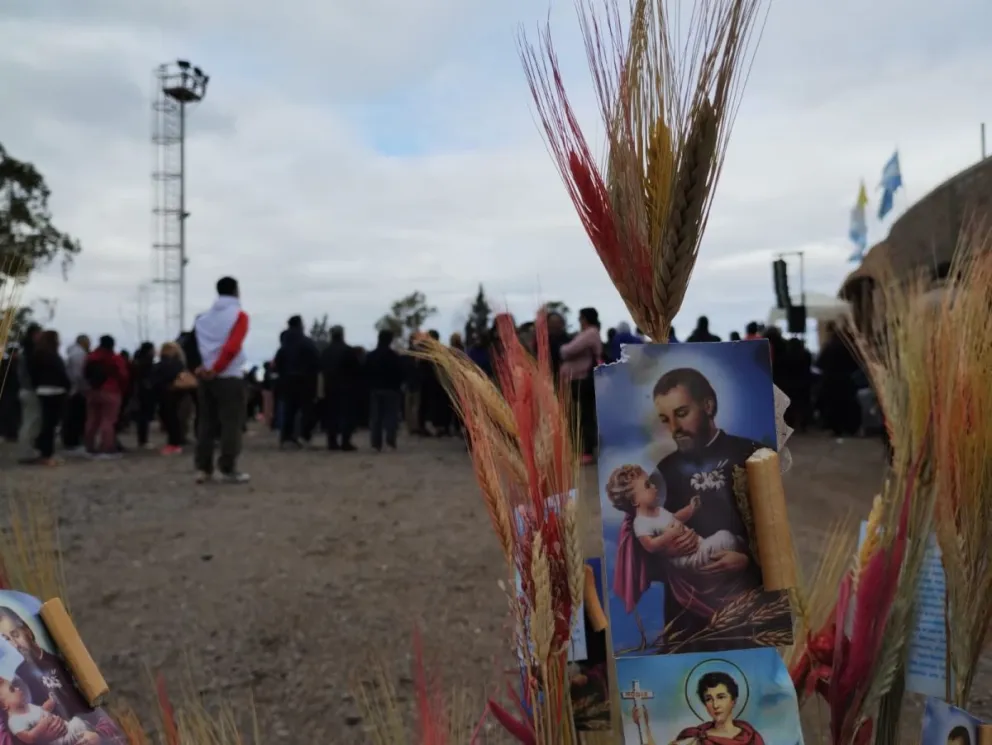 Peregrinación por San Cayetano, en fotos: una multitud pide pan, salud y trabajo