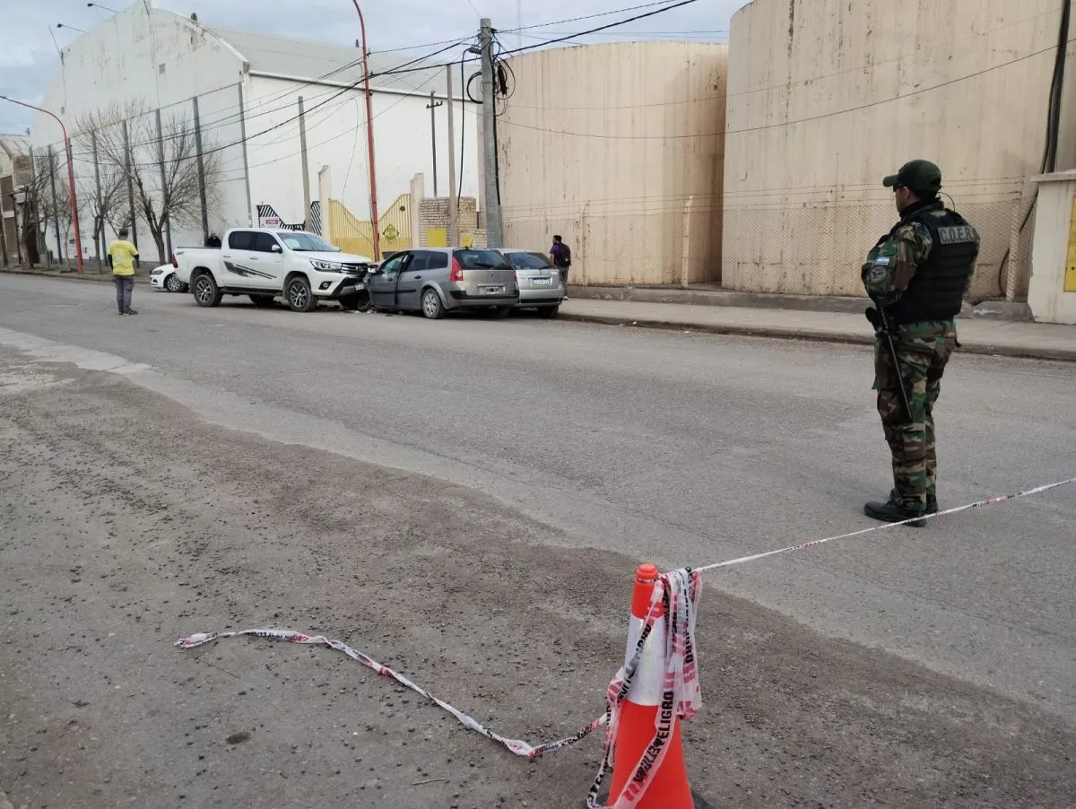 Fuerte choque en calle Tres Arroyos de Cipolletti