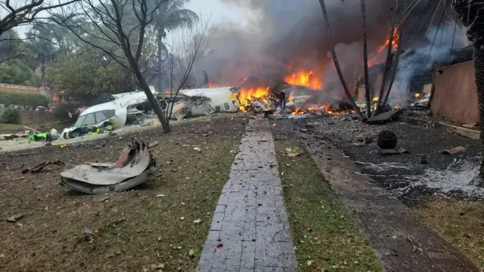 Tragedia en Brasil: 61 personas murieron tras la caída de un avión de pasajeros 