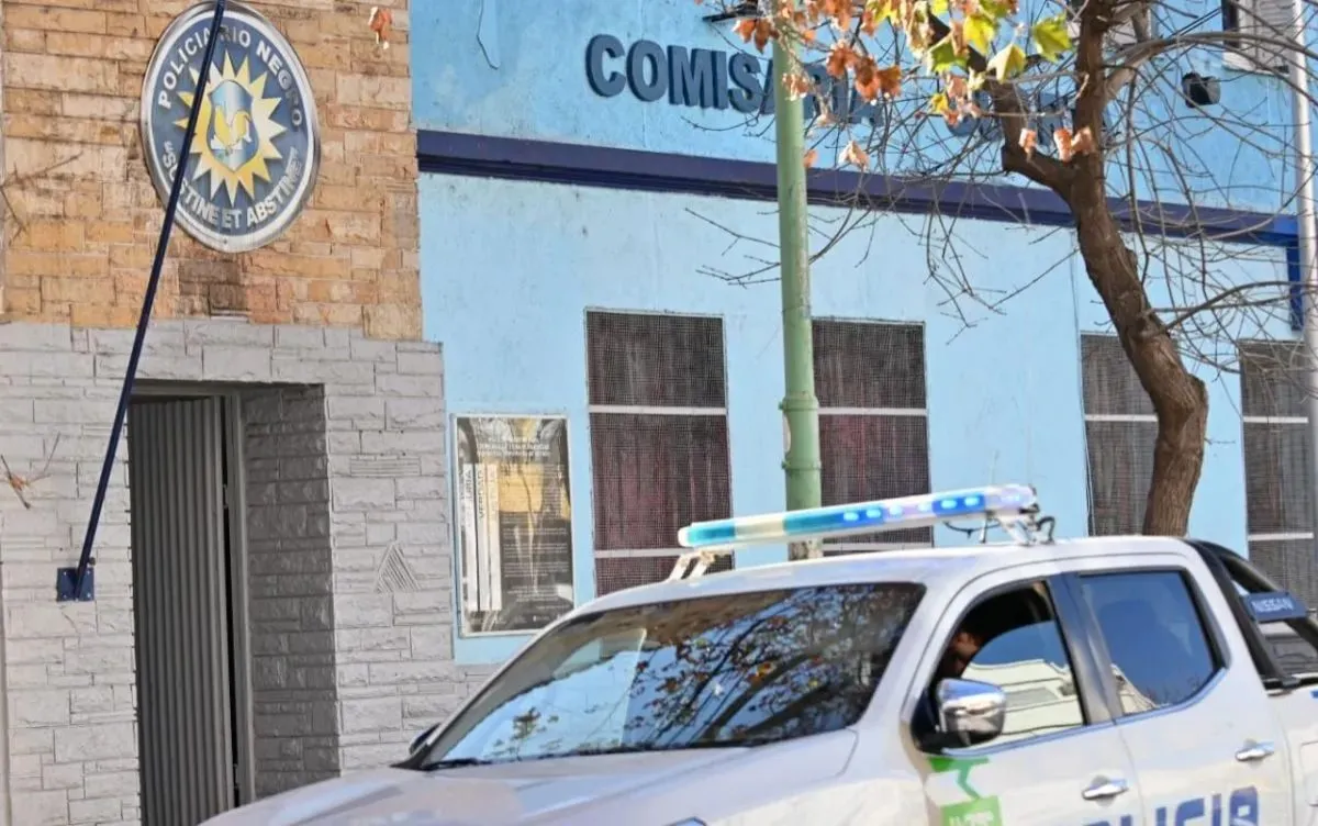 Gabinete de Criminal&iacute;stica, realiz&oacute; la impresi&oacute;n de ficha decadactilar al NN fallecido en horas de la tarde en el hospital local y dar con su verdadera identidad