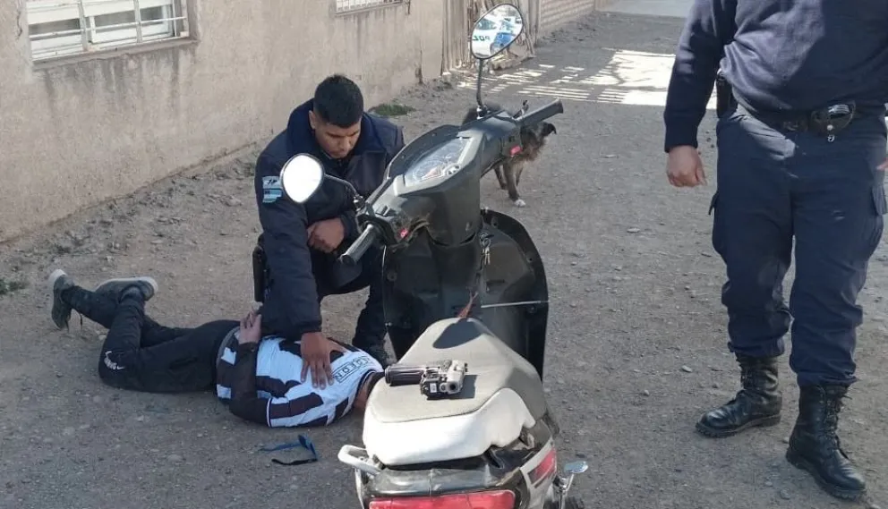 Grave incidente en Falucho y Alberdi: quedó detenido por disparos y porte ilegal de arma