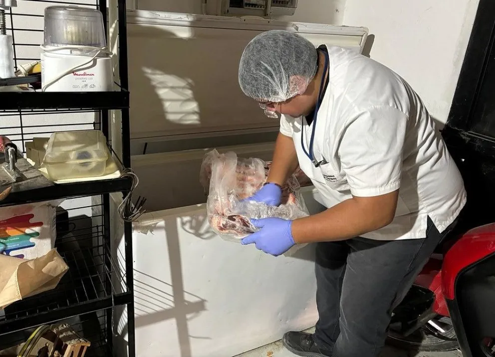 Detectaron un vehículo que ingresaba a la ciudad con 240 kg de alimentos sin autorización