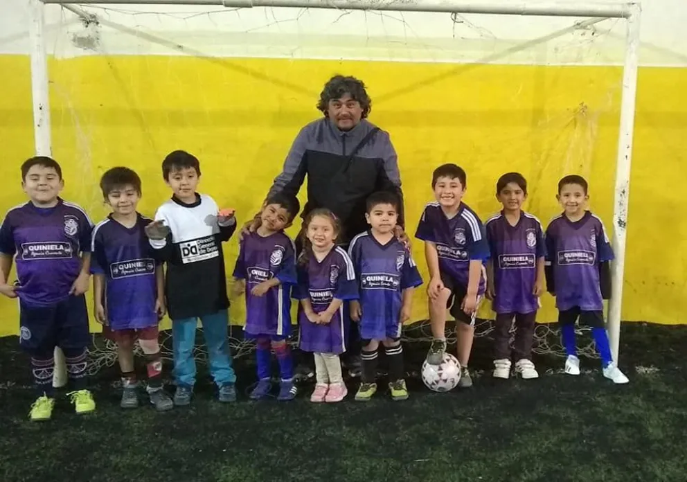 Delincuentes vandalizaron las instalaciones de una escuelita de fútbol