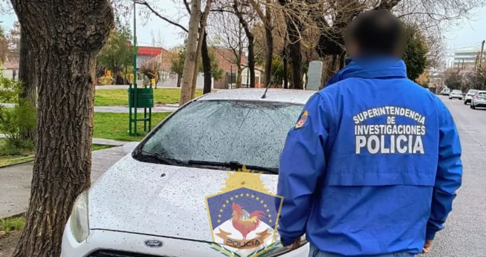 Olfato policial: vieron un auto estacionado y descubrieron que tenía pedido de secuestro