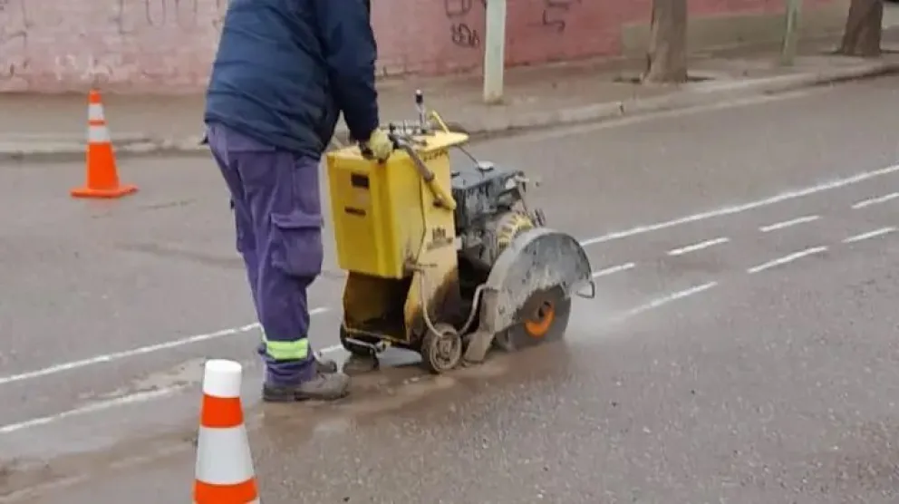 ARSA inició el recambio de cañería cloacal en calle Laprida
