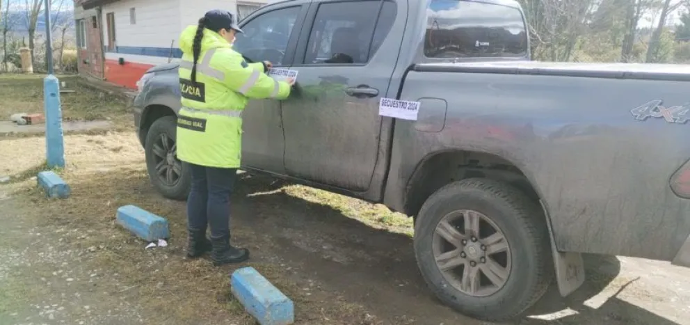 El extraño robo de dos camionetas que aparecieron abandonadas en la región