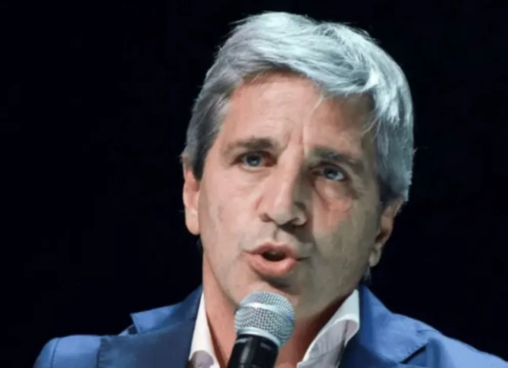 Luis Caputo aseguró que la oposición busca "desestabilizar el programa económico"