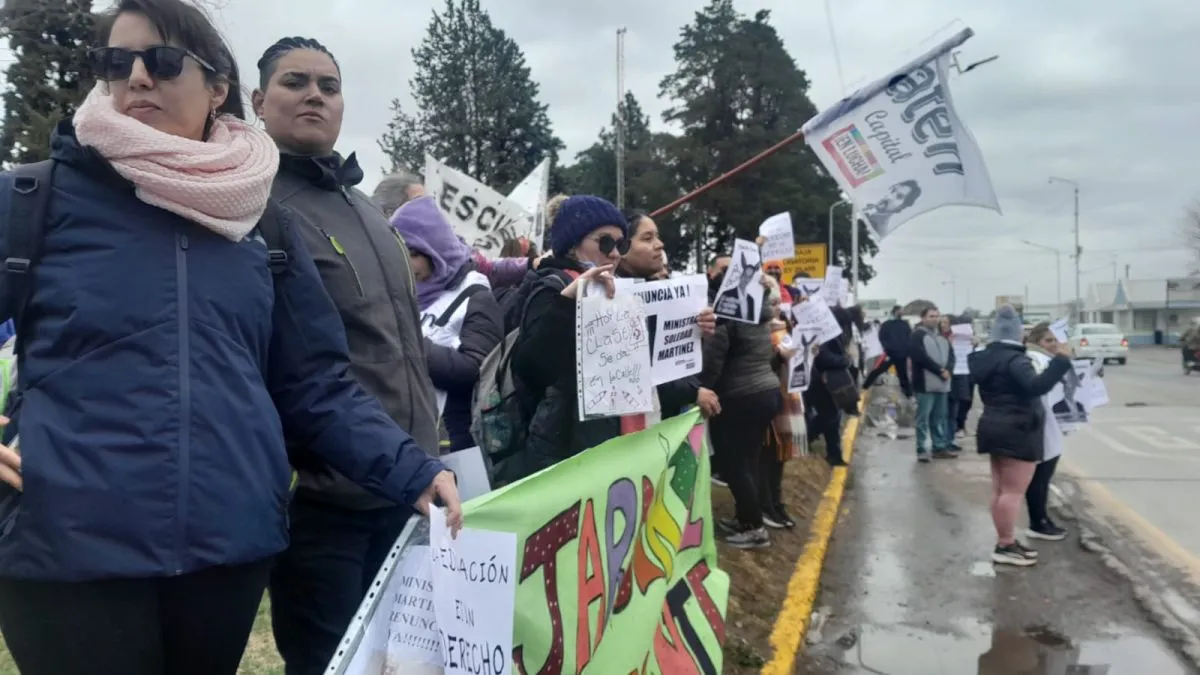 ATEN protesta en las rutas