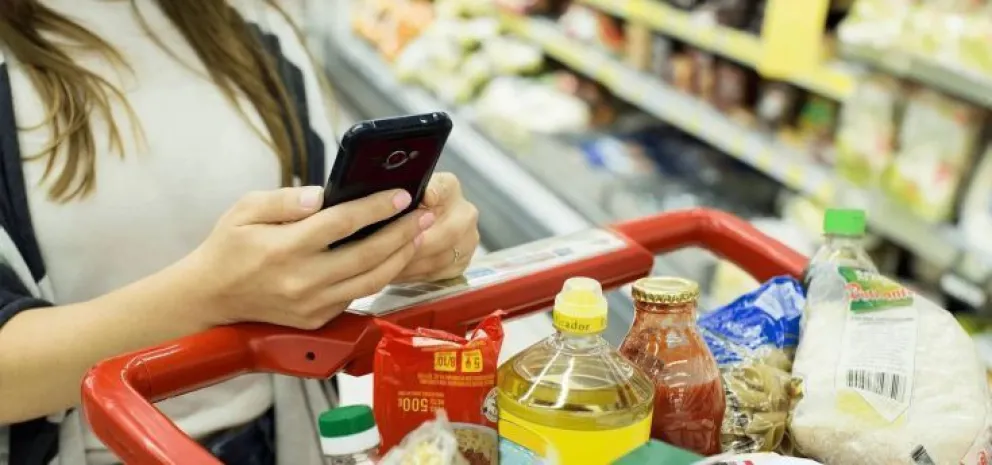La canasta básica aumentó 4,4% en agosto: cuánto necesitó una familia para no ser pobre