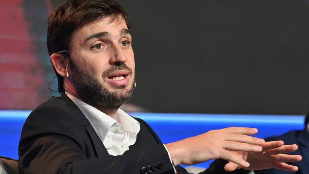 Chubut eliminó 168 cargos políticos y anunció limpieza de contratos "ñoquis"