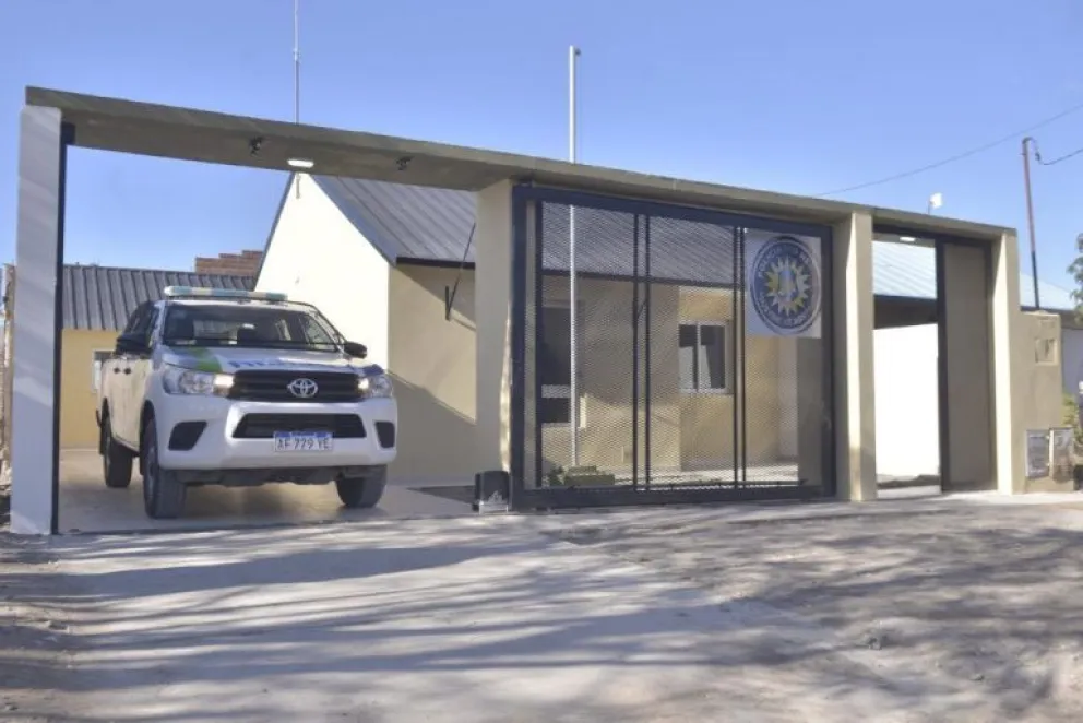 Rescataron a una mujer que estuvo siete horas encerrada por su pareja