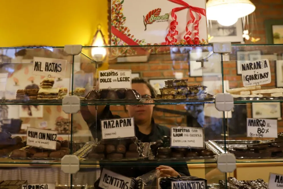 En el Día del Chocolate, el homenaje a un pionero de Bariloche