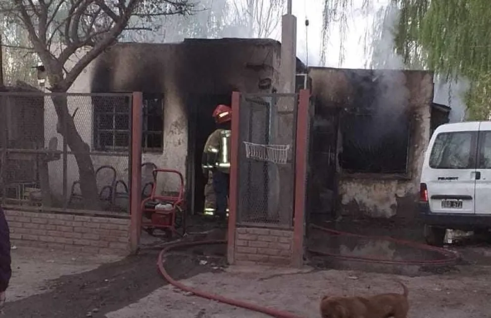 Una familia perdió todo tras un desperfecto eléctrico y necesita la ayuda de todos