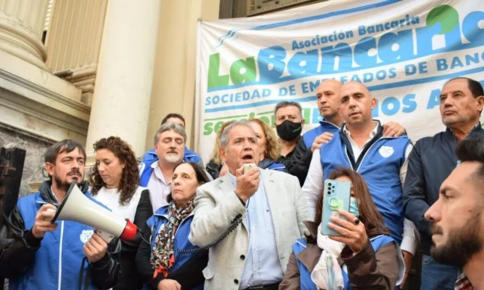 La Bancaria logró un gran acuerdo salarial: el mínimo supera los $1,4 millones