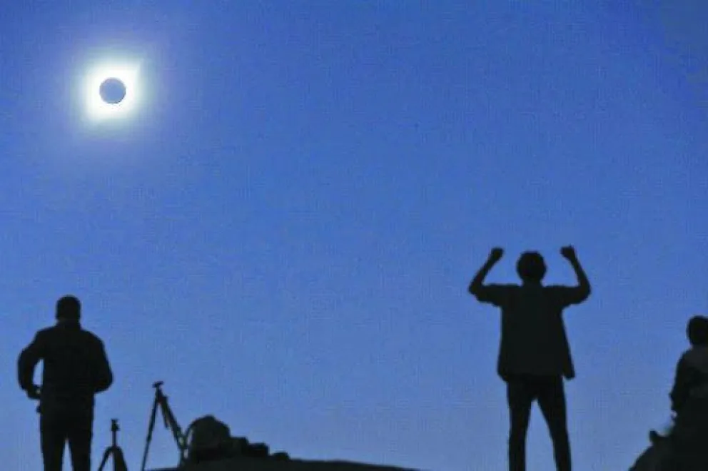 Eclipse de luna: esta noche se producirá un fenómeno astronómico especial por su duración