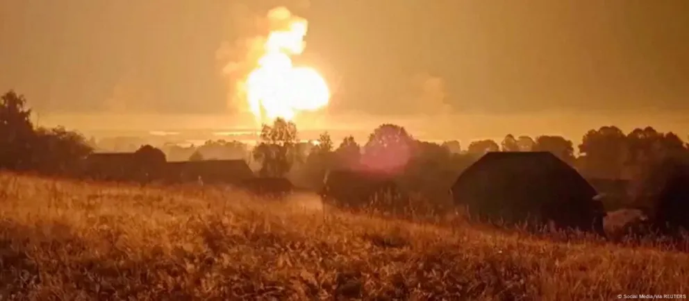 Imágenes de guerra: Ucrania destruyó un enorme depósito de armas ruso