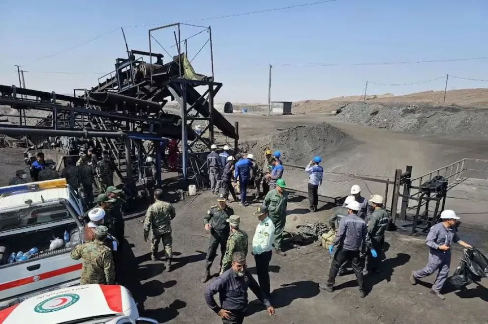 Irán: una mina explotó y quedó un saldo de al menos 50 muertos y 17 heridos