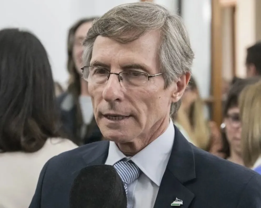Gatti: "A los violentos les debe caer todo el peso de la ley”