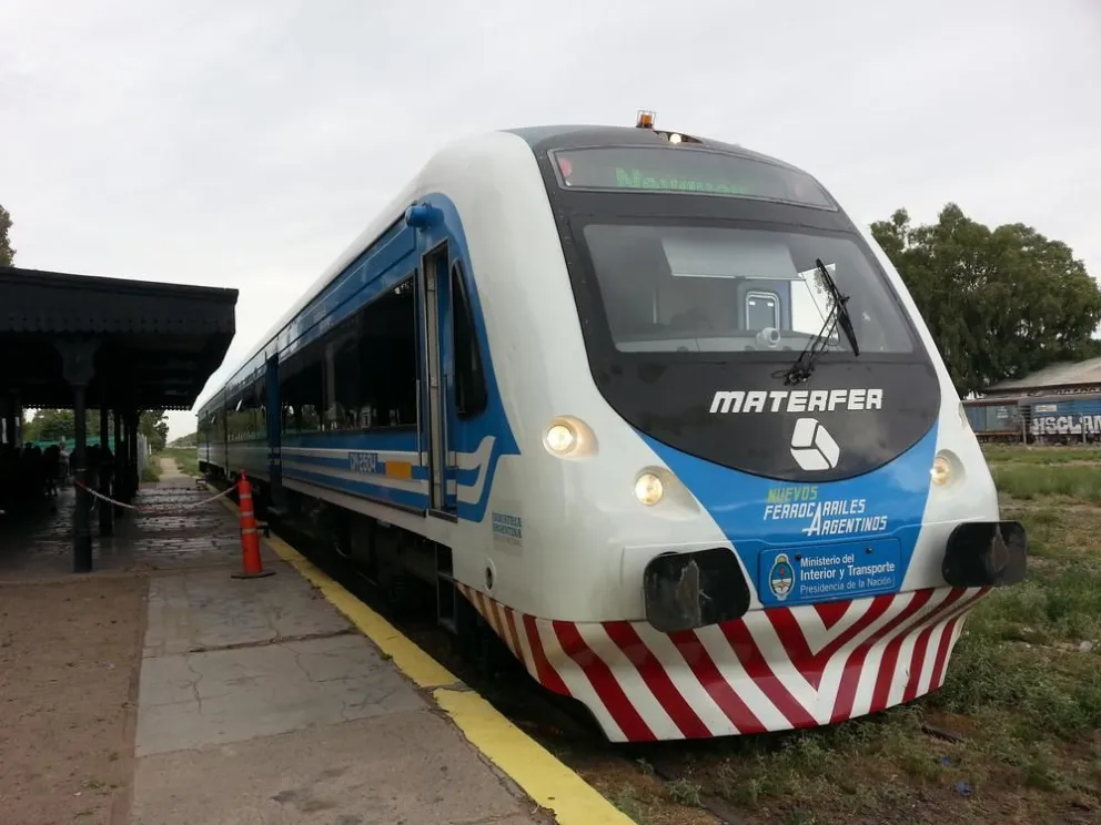 El intendente Buteler afirmó que continuarán trabajando por la vuelta del Tren del Valle