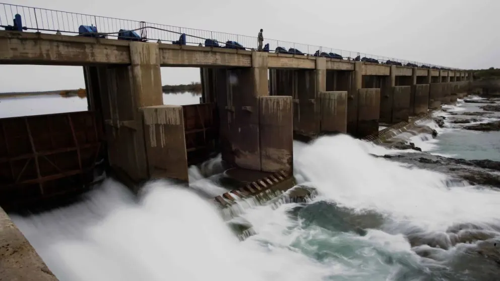 Represas: Río Negro y Neuquén piden avanzar en los pliegos
