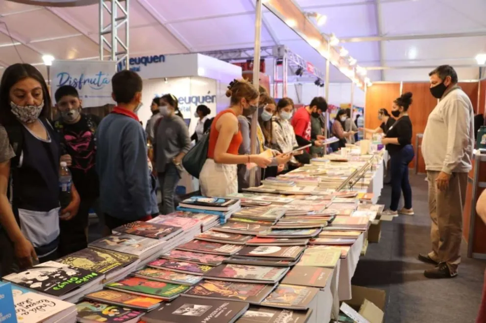 Cuenta regresiva para la Feria Internacional del Libro: la grilla y actividades del primer día 