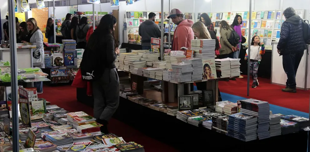 Comienza la Feria del Libro: grilla completa y charlas de autores imperdibles