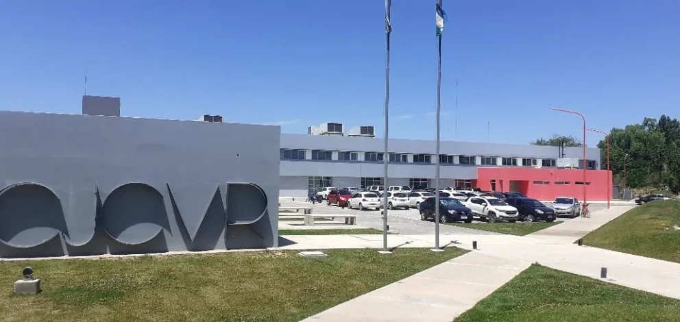 Le formularon cargos a uno de los fugados de la Comisaría Quinta 