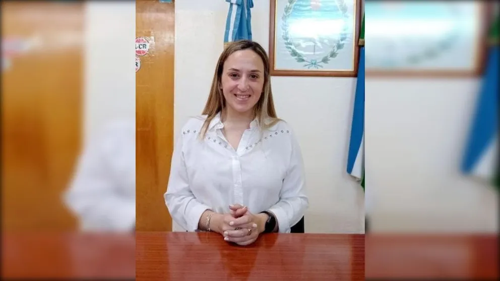 Una interna libertaria: denuncian a un ex edil por tirar huevos contra el edificio del CD