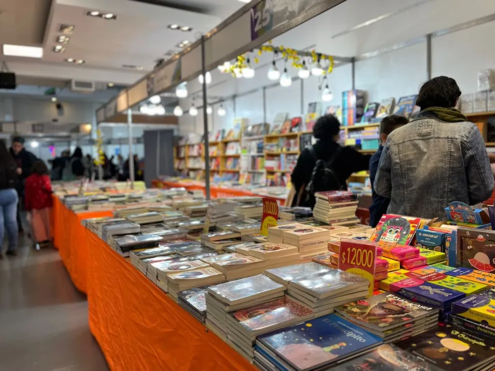 Éxito total: más de 25.000 personas pasaron por la 19° Feria del Libro