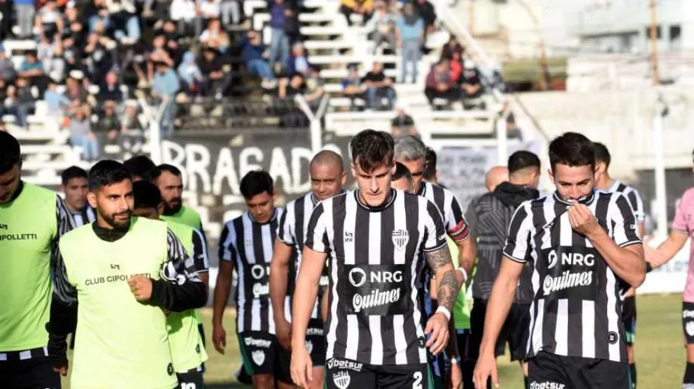 En La Visera de Cemento, Cipolletti recibirá a Olimpo desde las 15:30 | Foto archivo Matias Subat