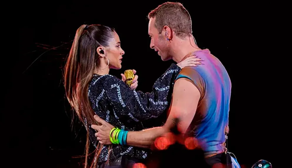 Tini Stoessel se presentó junto a Coldplay en Saturday Night Live