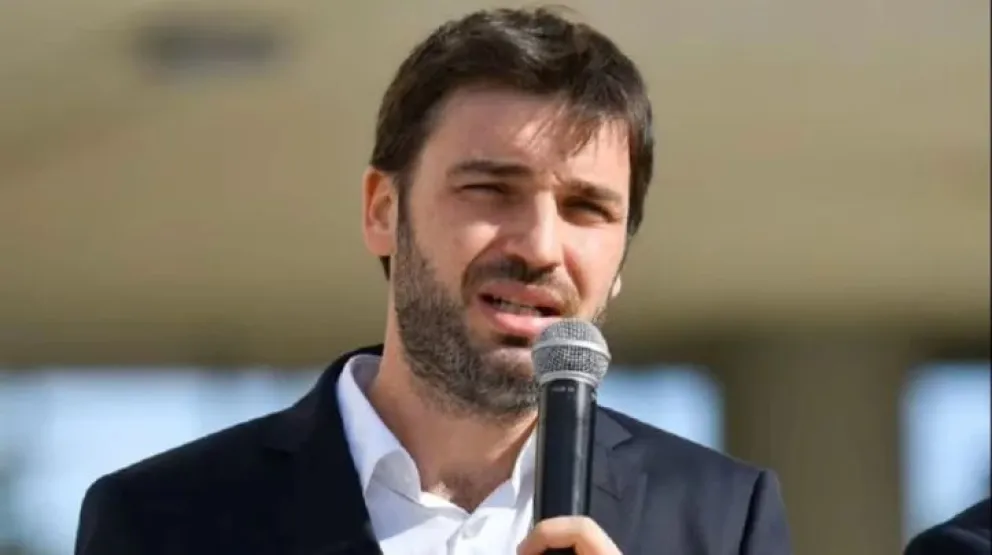 El gobernador de Chubut presentó un proyecto de ley para trasladar la Capital Federal a la Patagonia