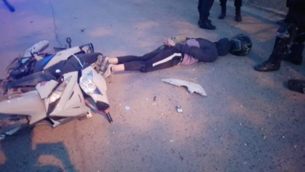 Detuvieron a dos menores mientras robaban una moto en Cipolletti