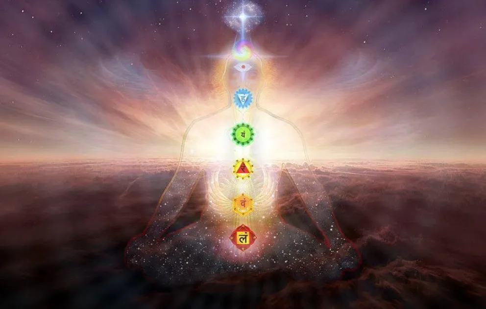 Zodiaco y Chakras: qué centro energético rige tu personalidad 