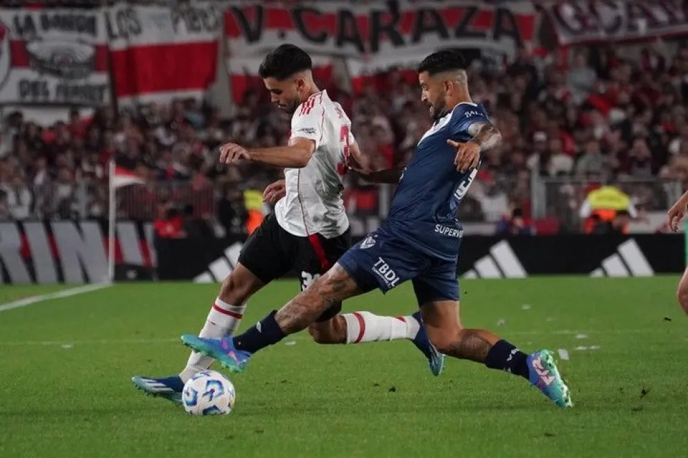 Liga Profesional: River empató 1-1 contra el líder Vélez en el Monumental 